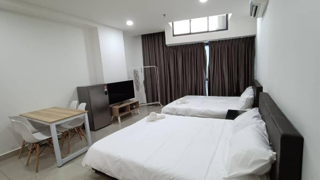 Pacific Towers Star Seksyen 13 Pj Jaya One Parking Pool Kitchen Appartement Petaling Jaya Buitenkant foto