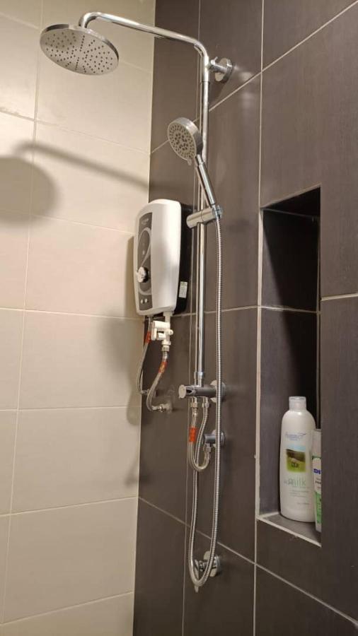 Pacific Towers Star Seksyen 13 Pj Jaya One Parking Pool Kitchen Appartement Petaling Jaya Buitenkant foto