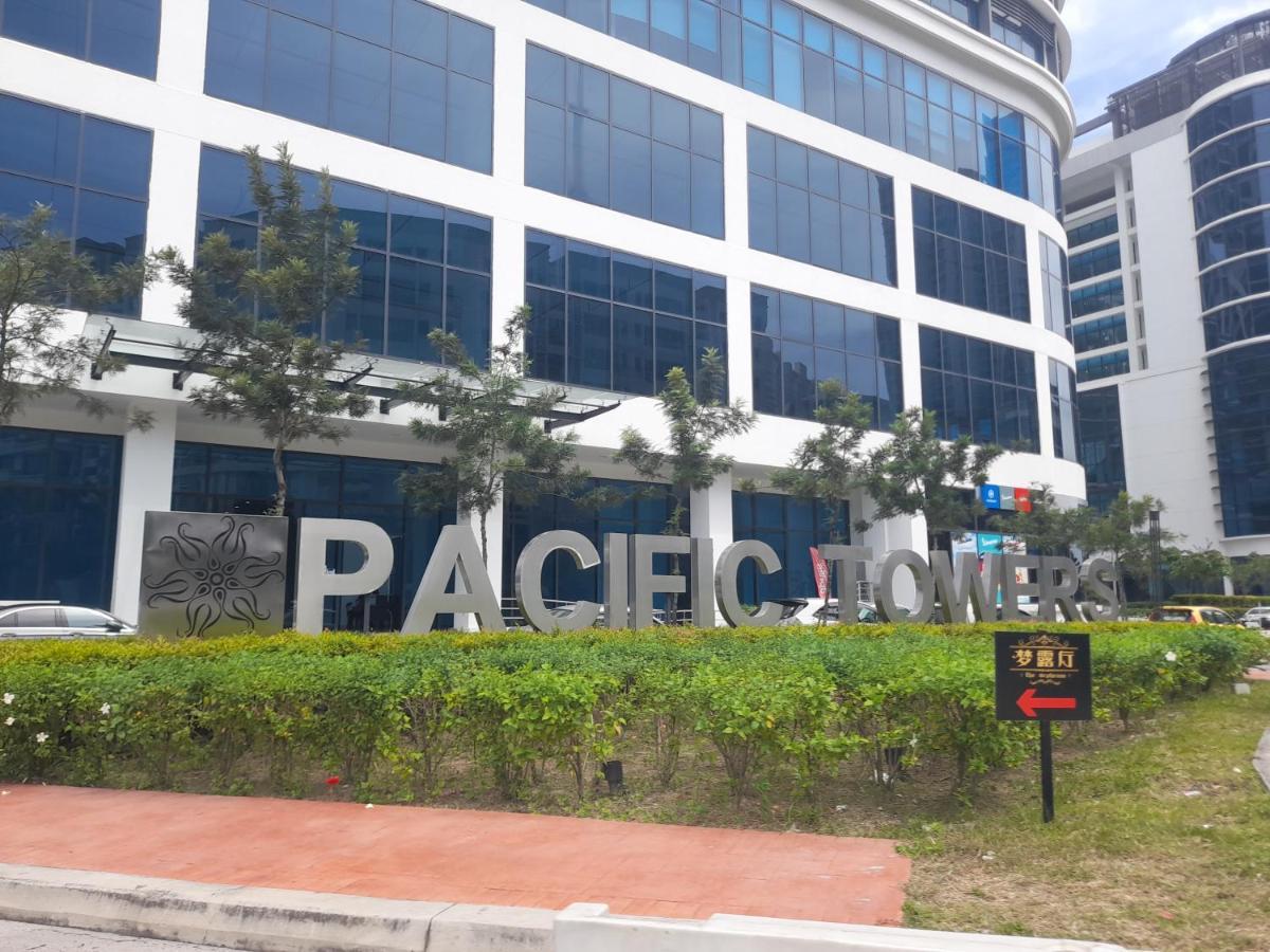 Pacific Towers Star Seksyen 13 Pj Jaya One Parking Pool Kitchen Appartement Petaling Jaya Buitenkant foto